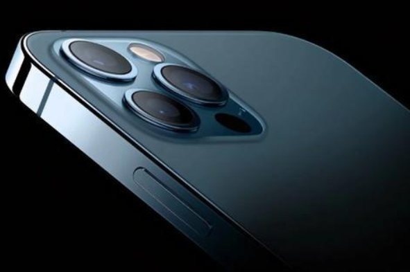 瑞银集团预测：2022年苹果手机有望采用潜望镜相机，创6亿美元收入