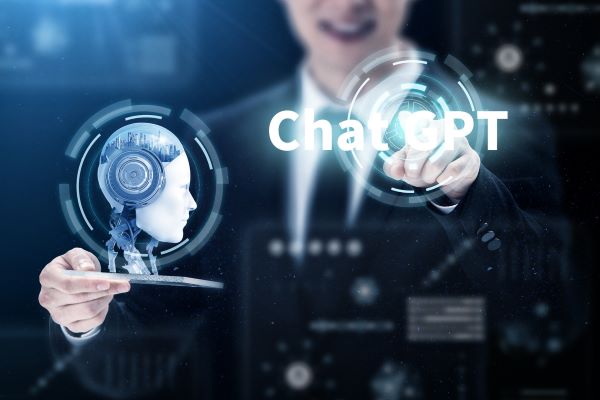 ChatGPT是什么？特点及应用场景介绍